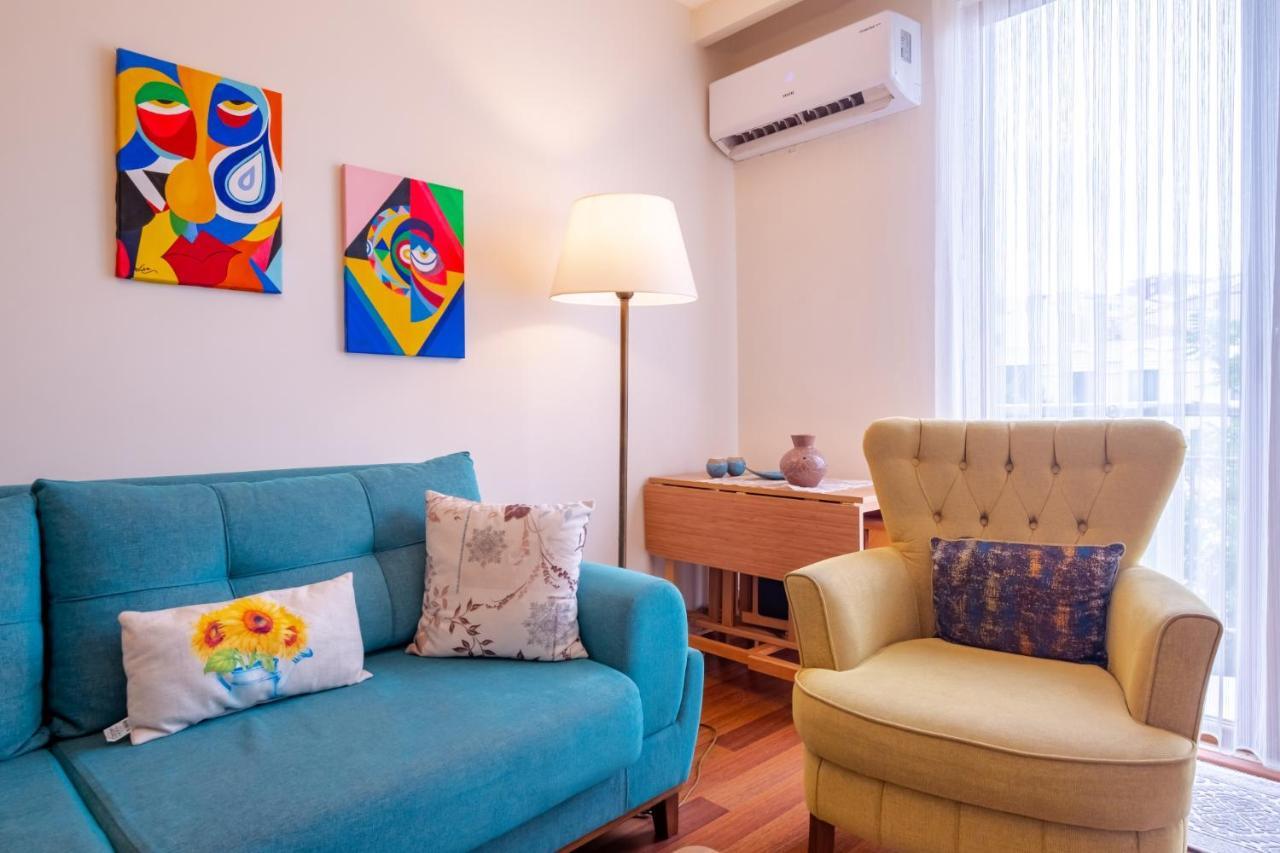 Pleasant Flat With Central Location In Sisli Istanbul Exterior photo