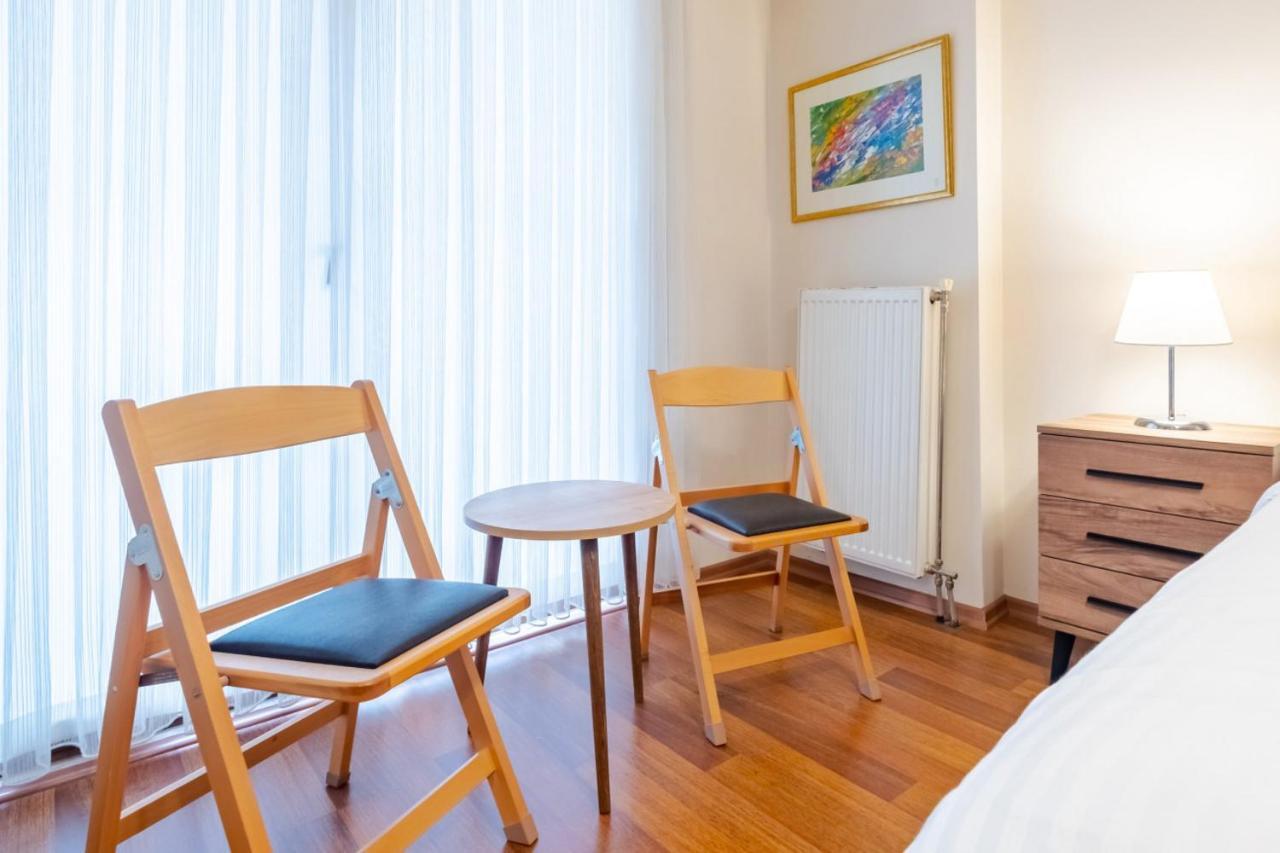 Pleasant Flat With Central Location In Sisli Istanbul Exterior photo